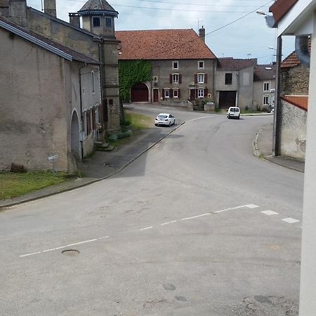 L'Appartement Du Bien Etre Damblain Luaran gambar