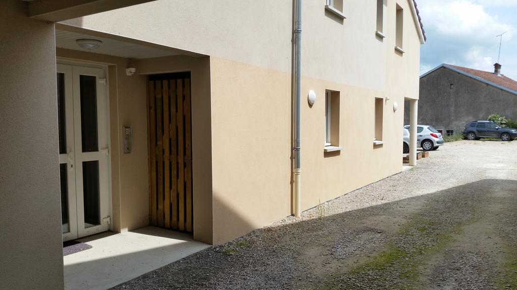 L'Appartement Du Bien Etre Damblain Luaran gambar